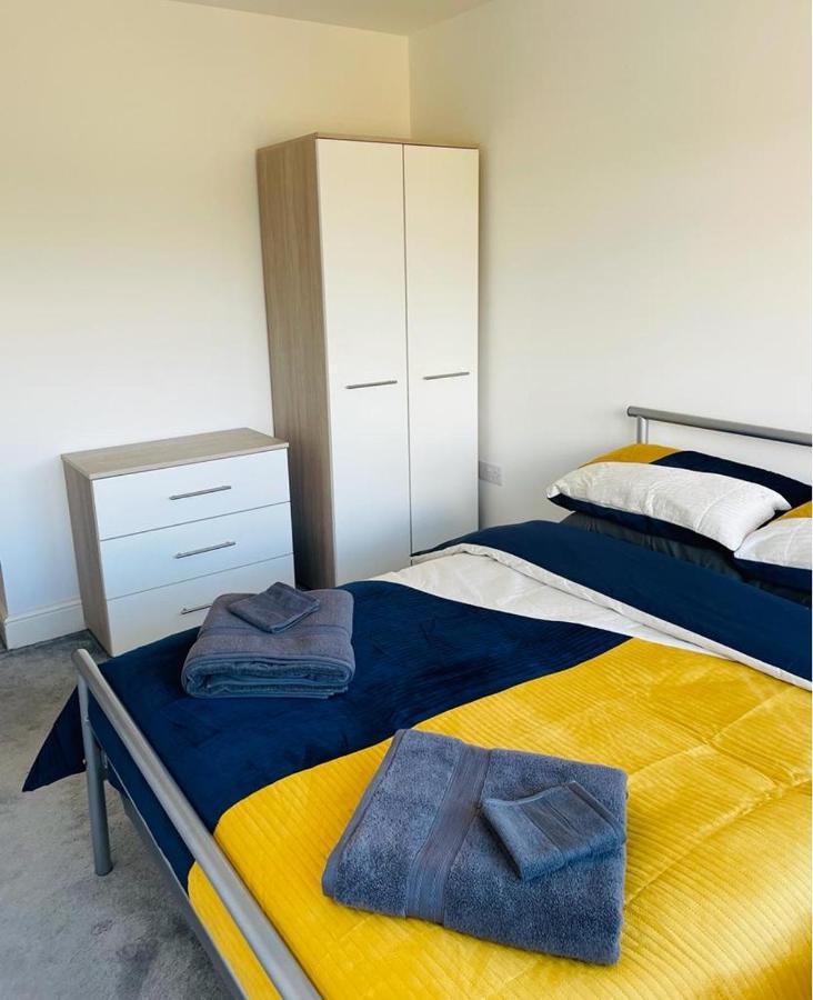 #0410 Lovely One Bedroom With Free Parking Derby