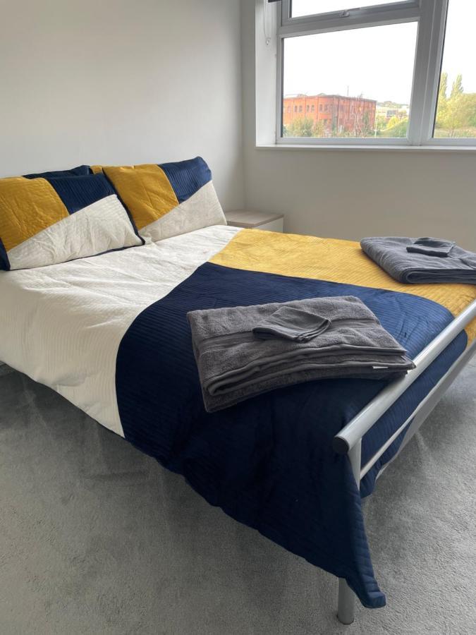 #0410 Lovely One Bedroom With Free Parking Apartment Derby